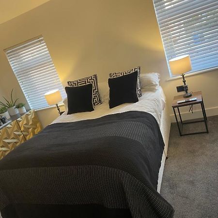 Crown Street Room Only Accommodation 锡豪西斯 外观 照片