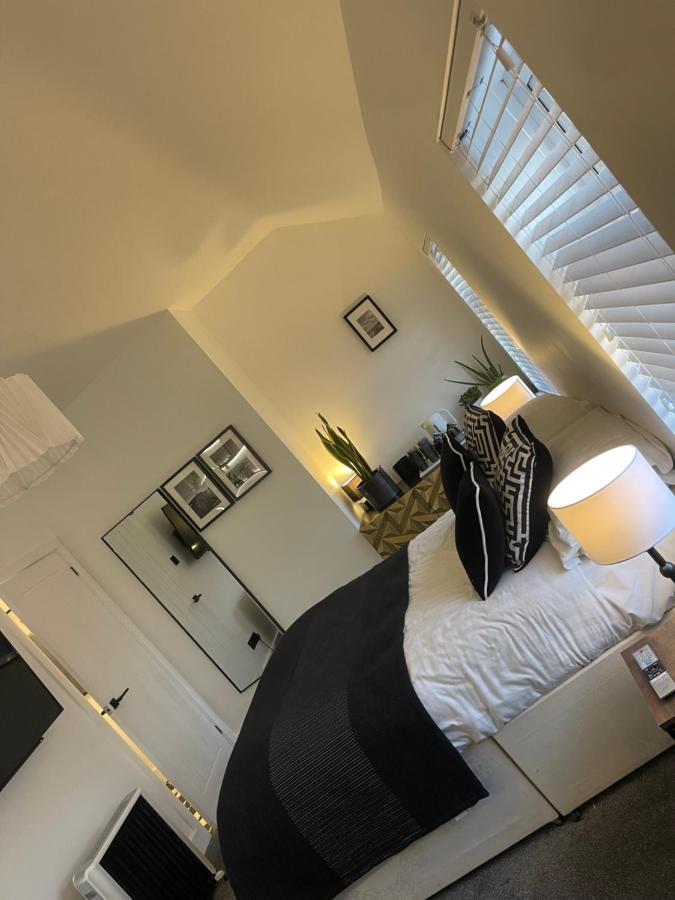 Crown Street Room Only Accommodation 锡豪西斯 外观 照片